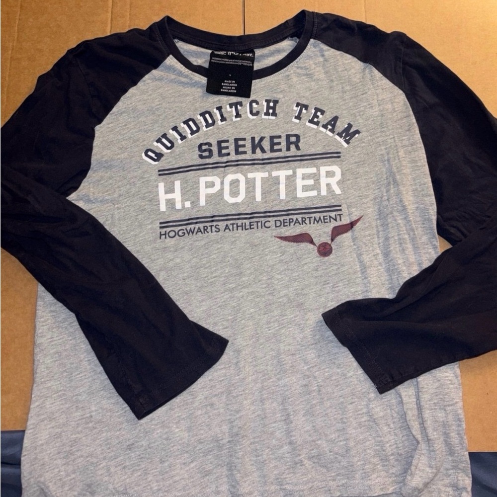 Warner Bros. Harry Potter Raglan Tee - Gray & Navy - Picture 3 of 4